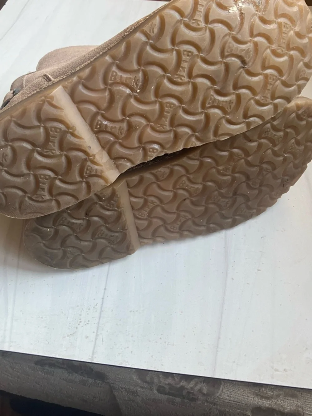 Birkenstock Uppsala Suede Shearling Boot in Taupe